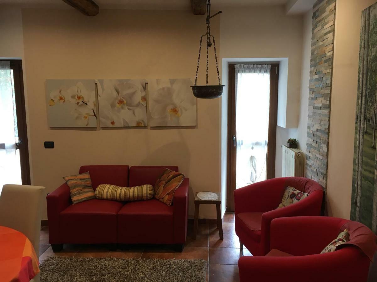 Casa Lucia Pella Exterior foto